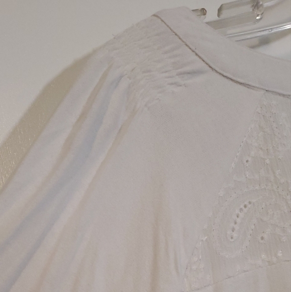 Mystree Size Large White Paisley Button Down Longsleeve with Shoulder Ruching - Picture 6 of 8